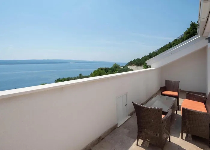 Vikendica Olive Tree